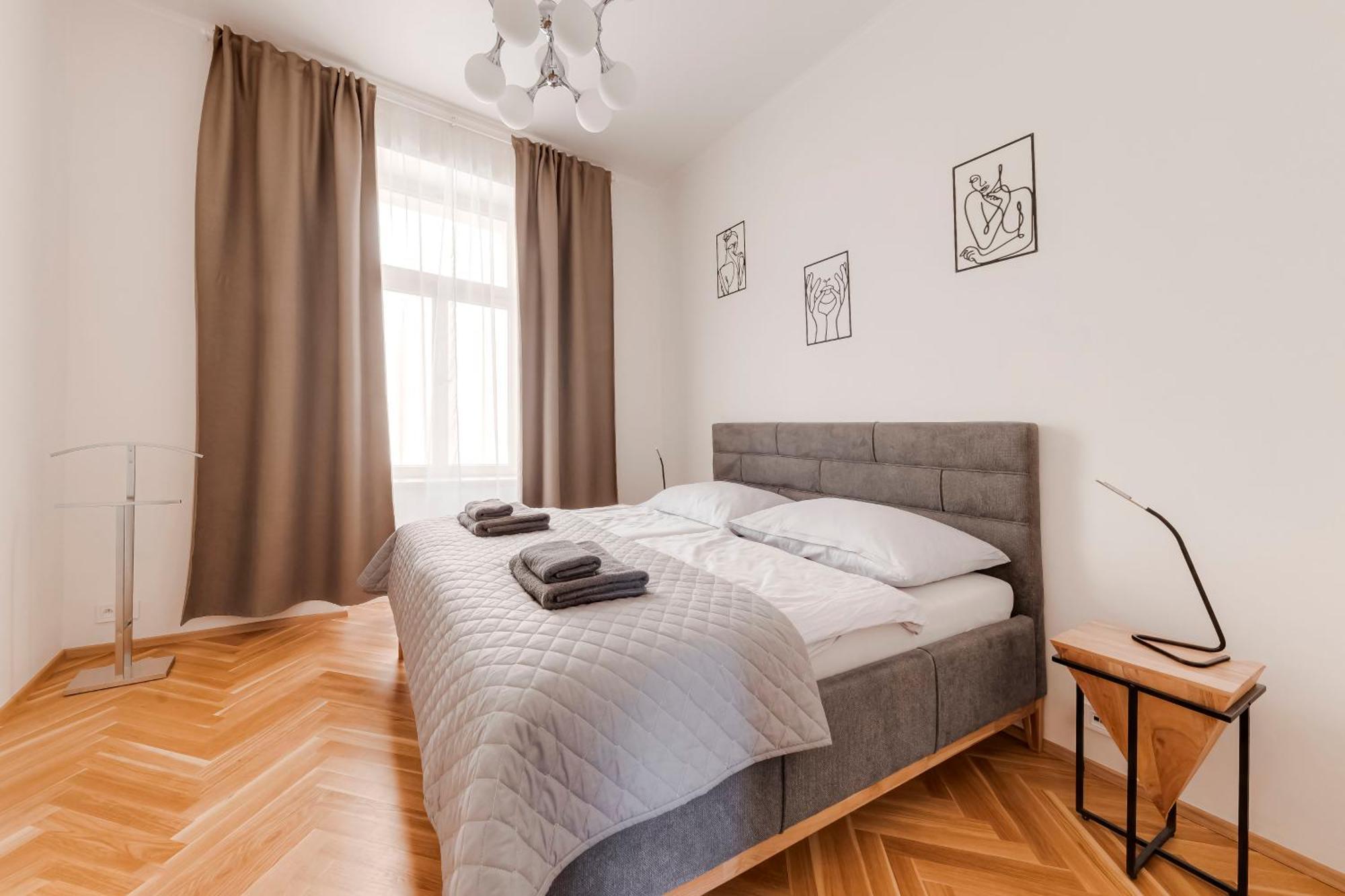 New Town Oases Apartment ปราก ภายนอก รูปภาพ